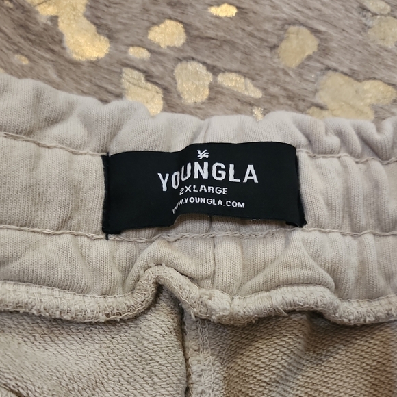 YoungLA Cream Athletic Shorts with Mid-Length Design - Picture 2 of 5